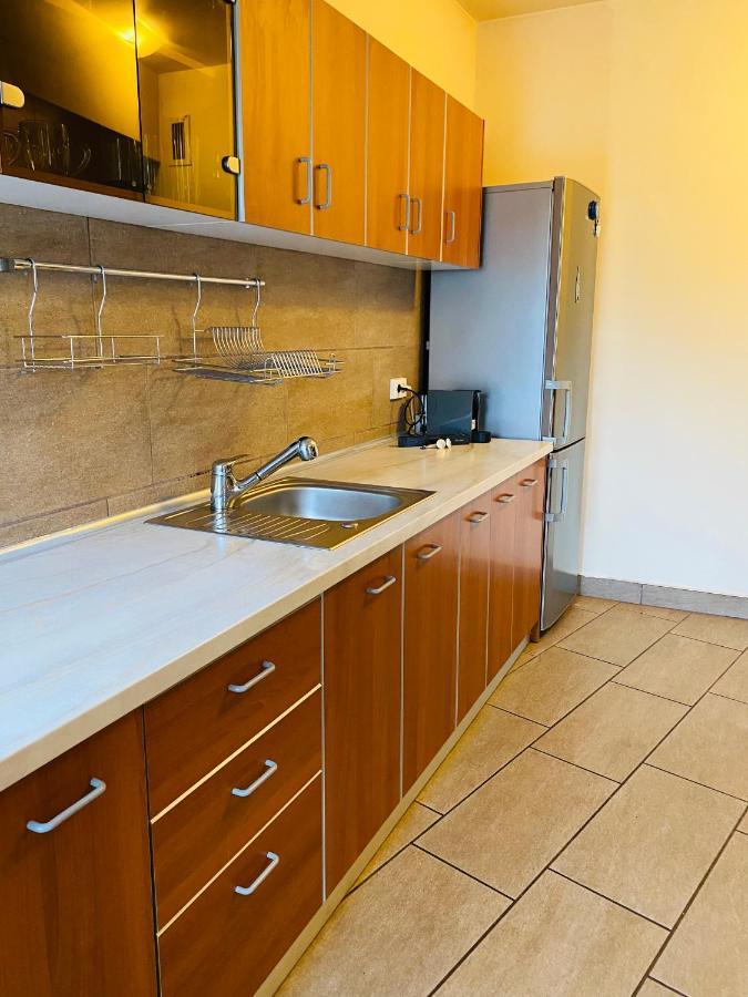 Eclipse Apartment Free Parking Cluj-Napoca Buitenkant foto