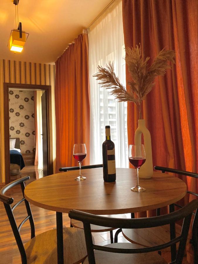 Eclipse Apartment Free Parking Cluj-Napoca Buitenkant foto